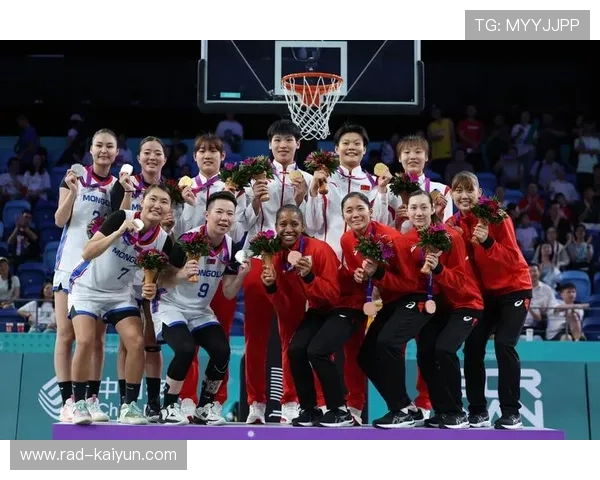 杭州队获三人篮球总决赛第三,创中国球队历史最佳战绩 杭州队获三人篮球总决赛第三,创中国球队历史最佳战绩