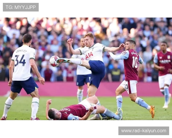 阿莫林3421体系对中场球员全能性提出极高要求 阿莫林3421体系对中场球员全能性提出极高要求