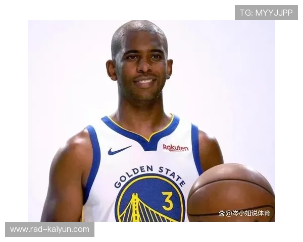 老将保罗生涯助攻破12000,太阳队赛前颁发纪念奖杯 老将保罗生涯助攻破12000,太阳队赛前颁发纪念奖杯